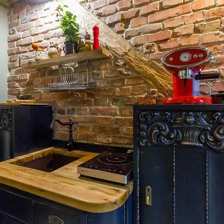 Nomad Apartment